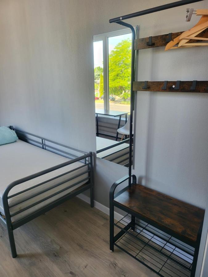 Rooms4Rest Wiertnicza - Private Rooms For Tourists - Atr Consulting Sp, Z O,O, Βαρσοβία Εξωτερικό φωτογραφία