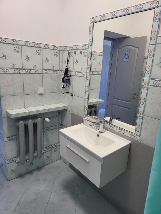 Rooms4Rest Wiertnicza - Private Rooms For Tourists - Atr Consulting Sp, Z O,O, Βαρσοβία Εξωτερικό φωτογραφία