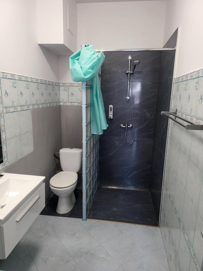 Rooms4Rest Wiertnicza - Private Rooms For Tourists - Atr Consulting Sp, Z O,O, Βαρσοβία Εξωτερικό φωτογραφία